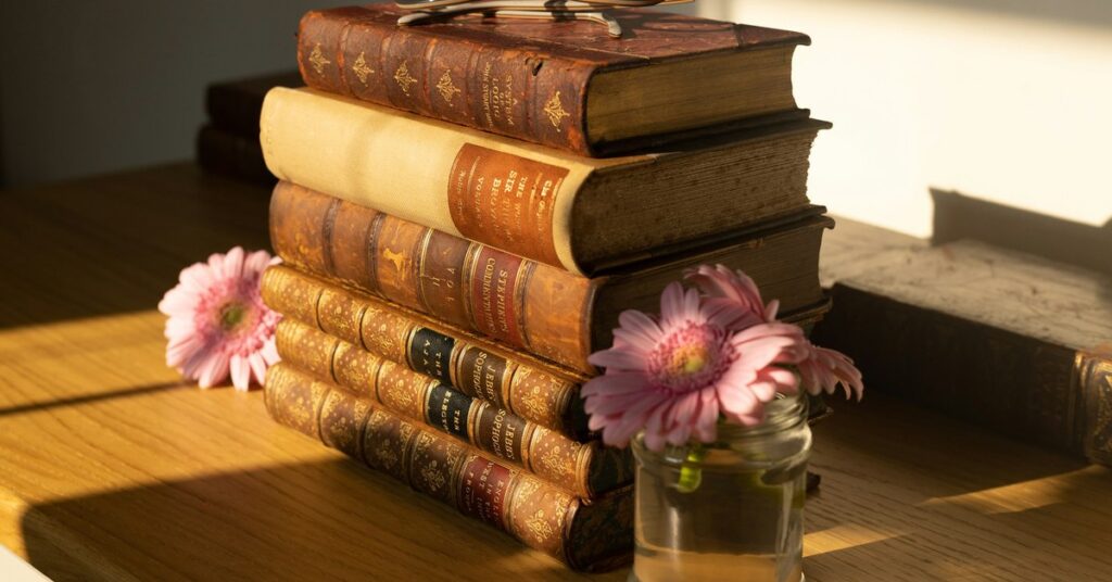 Die besten bitcoin-Bücher 2026 auf einem Stapel
